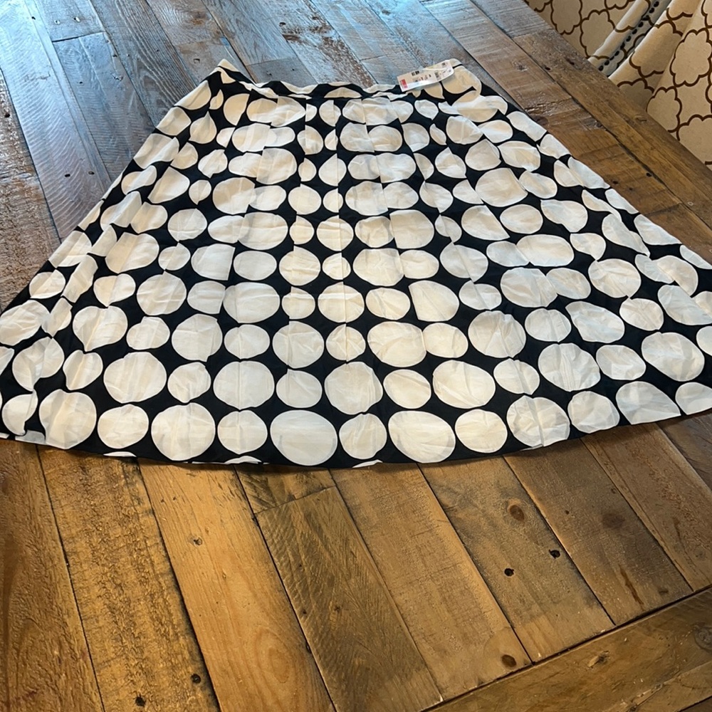 NWT | Anne Klein | Cotton/Silk Polka Dot Skirt Size 8